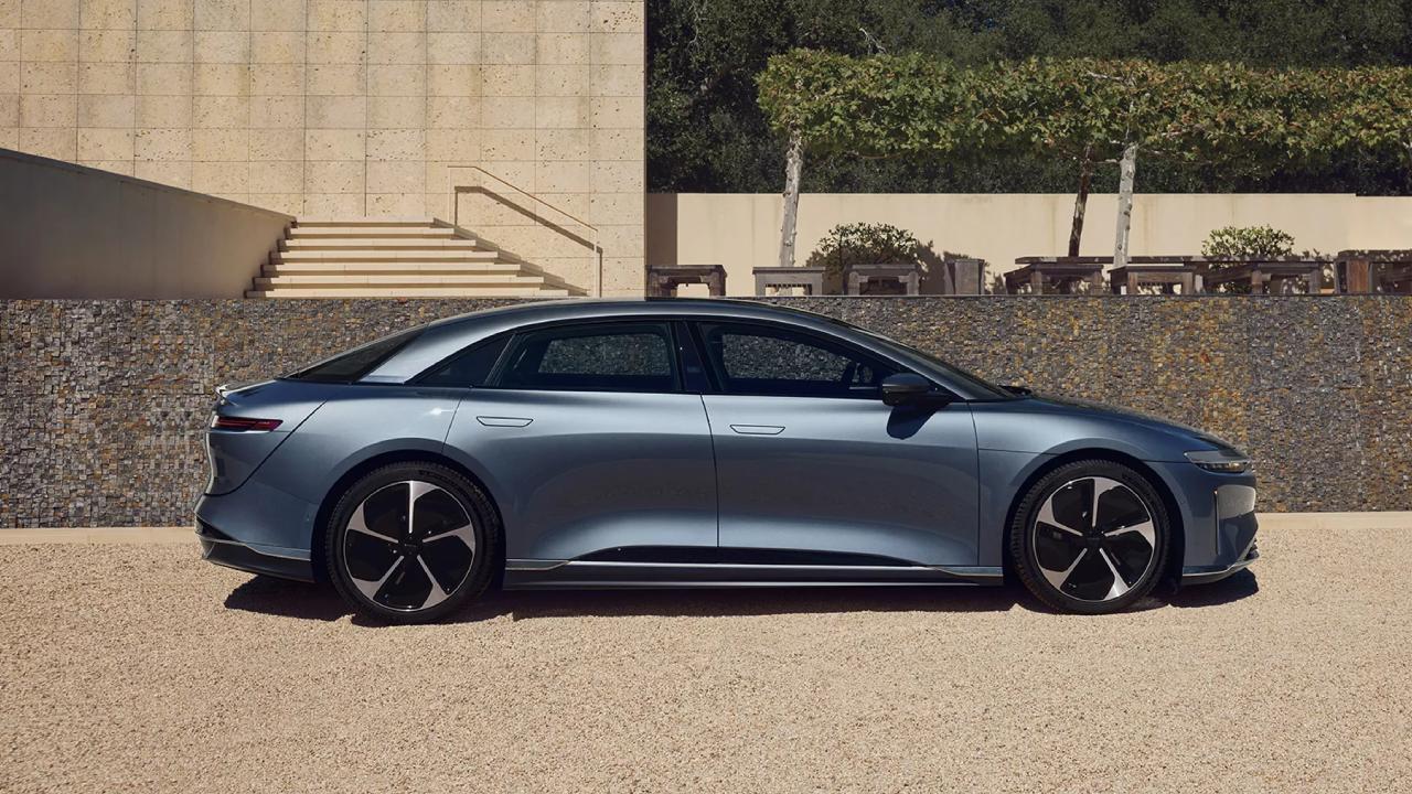 Prices and Specifications for Lucid Air Air Pure 2023 in Saudi Arabia